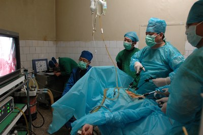 纪实：王振林与腹腔镜