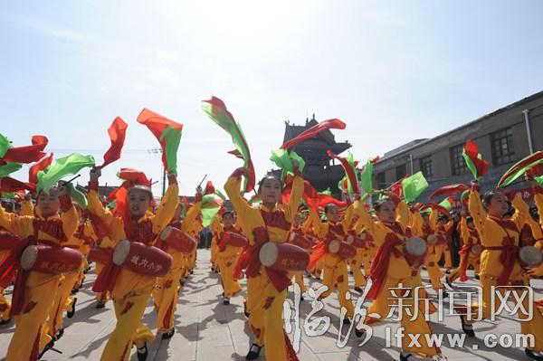 翼城县城内村举办民俗旅游文化节