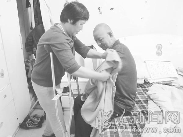 因为爱,翼城残疾人周爱玲用双拐撑起一个苦难的家