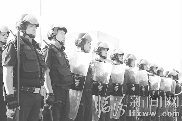 临汾公安举行安保誓师大会