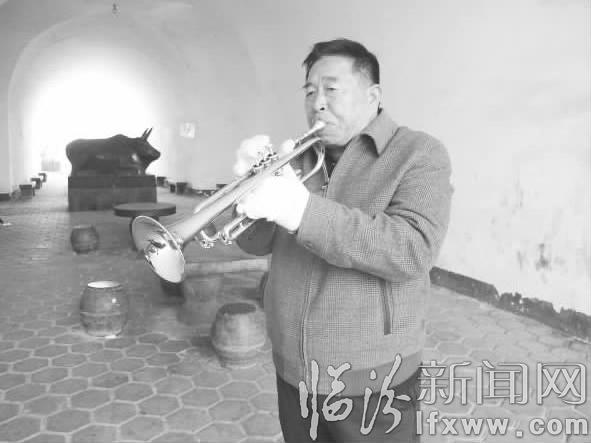 临汾花甲老人钱福明的音乐路