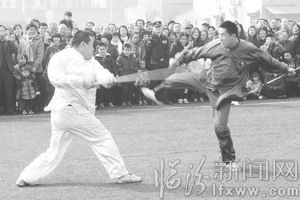 洪洞:槐乡展演传统武术