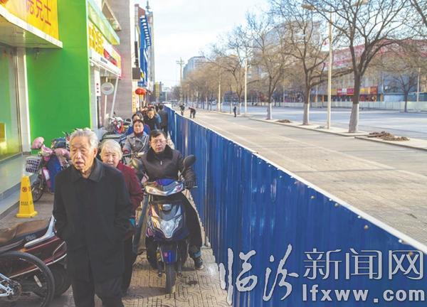 临汾市区南北交通主动脉“重塑”48小时(组图)