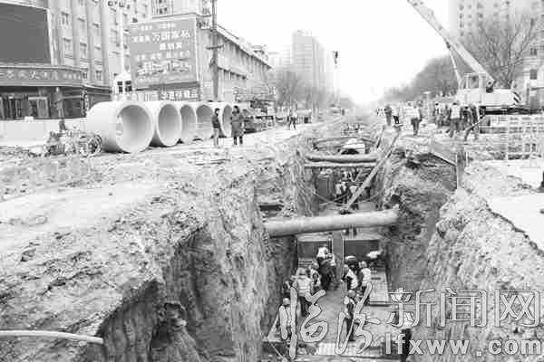 鼓楼南北街:打响十字路口攻坚战