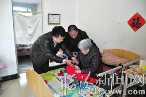 从办公室到田间地头 临汾662个第一书记风采录