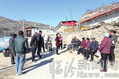 从办公室到田间地头 临汾662个第一书记风采录