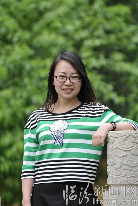 山西师大“最牛宿舍”8朵金花齐上研