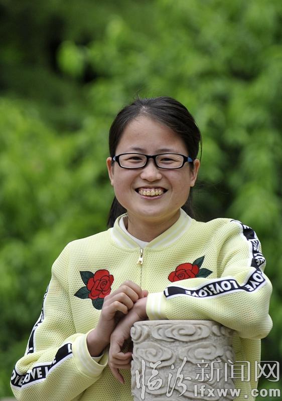 山西师大“最牛宿舍”8朵金花齐上研