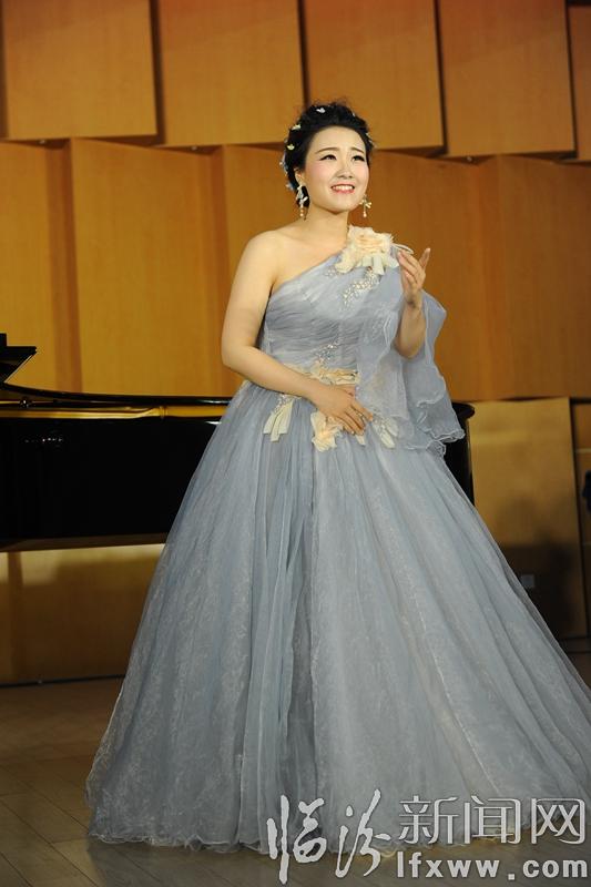 张卓然硕士独唱音乐会举办