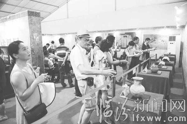 210名海外华校校董来临追根溯源