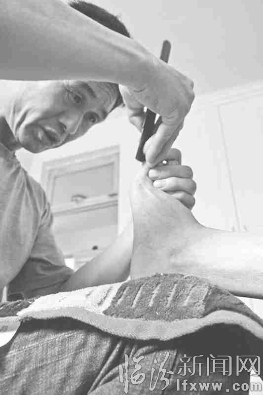 临汾修脚按摩师乔小荣:技艺精湛服务老人