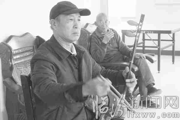 尧都达人郭云申:日看数万字书籍是常事