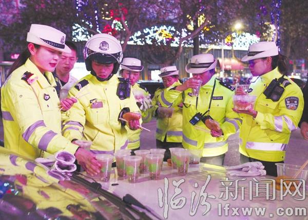 匆忙而又简单的晚餐