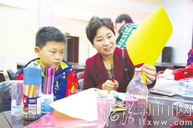 临汾小记者·蓝天环保小手工 废物再利用