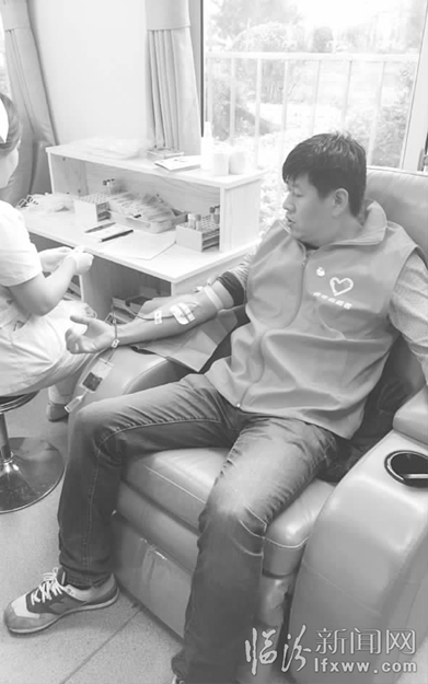 临汾:挥洒汗水 青春在奉献中闪光