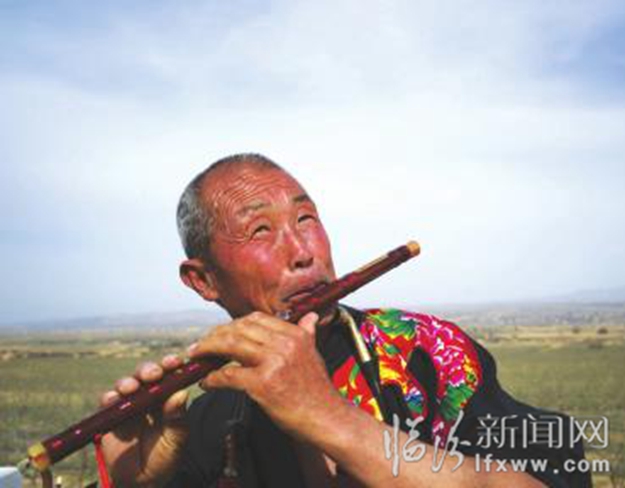 吉县:一支笛曲 吹的老农心里乐呵呵