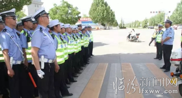 浮山交警开展道路交通违法大整治