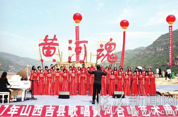 “歌唱黄河”合唱艺术周拉开帷幕。 吕桂明 摄影报道