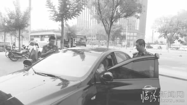 临汾客运突击检查打击“黑车”