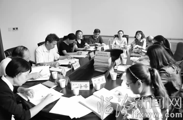 案卷评查一丝不苟。